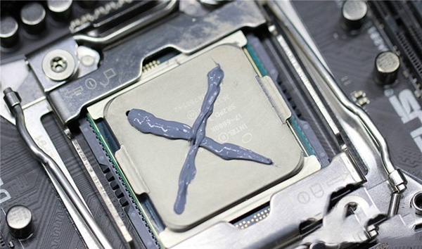 CPU怎么涂硅脂散热最好？CPU涂抹硅脂方法对比